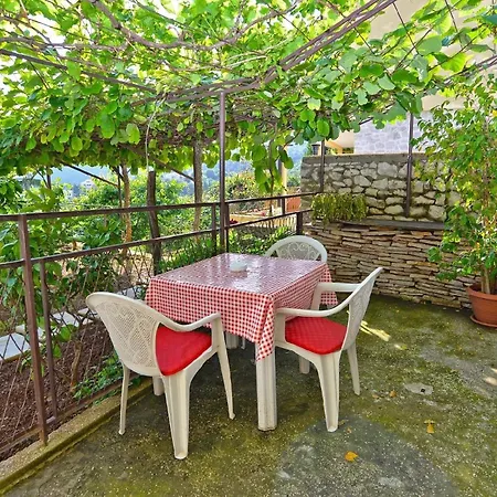 Fuer 4 Personen Ca 45 Qm In Rabac, Istrien Bucht Von Rabac